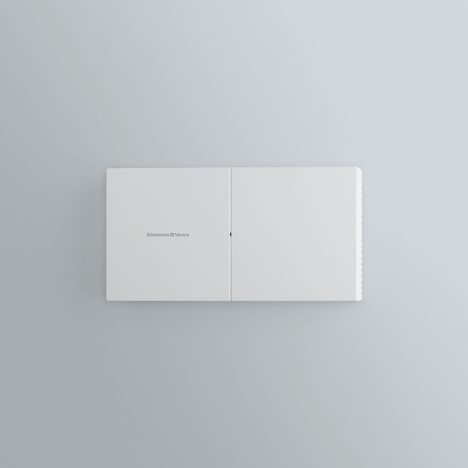 SmartBridge von SimonsVoss – flaches weißes Gehäuse an einer Wand